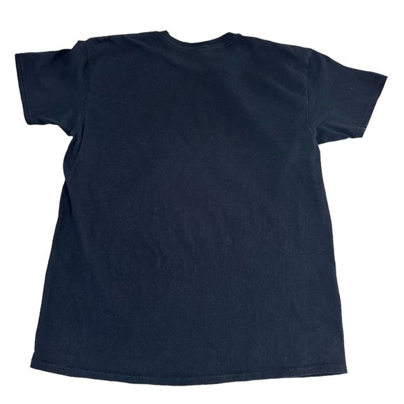 Gildan Unisex Black Graphic TShirt Size Large Cotton Pre-owned - Picture 3 of 3